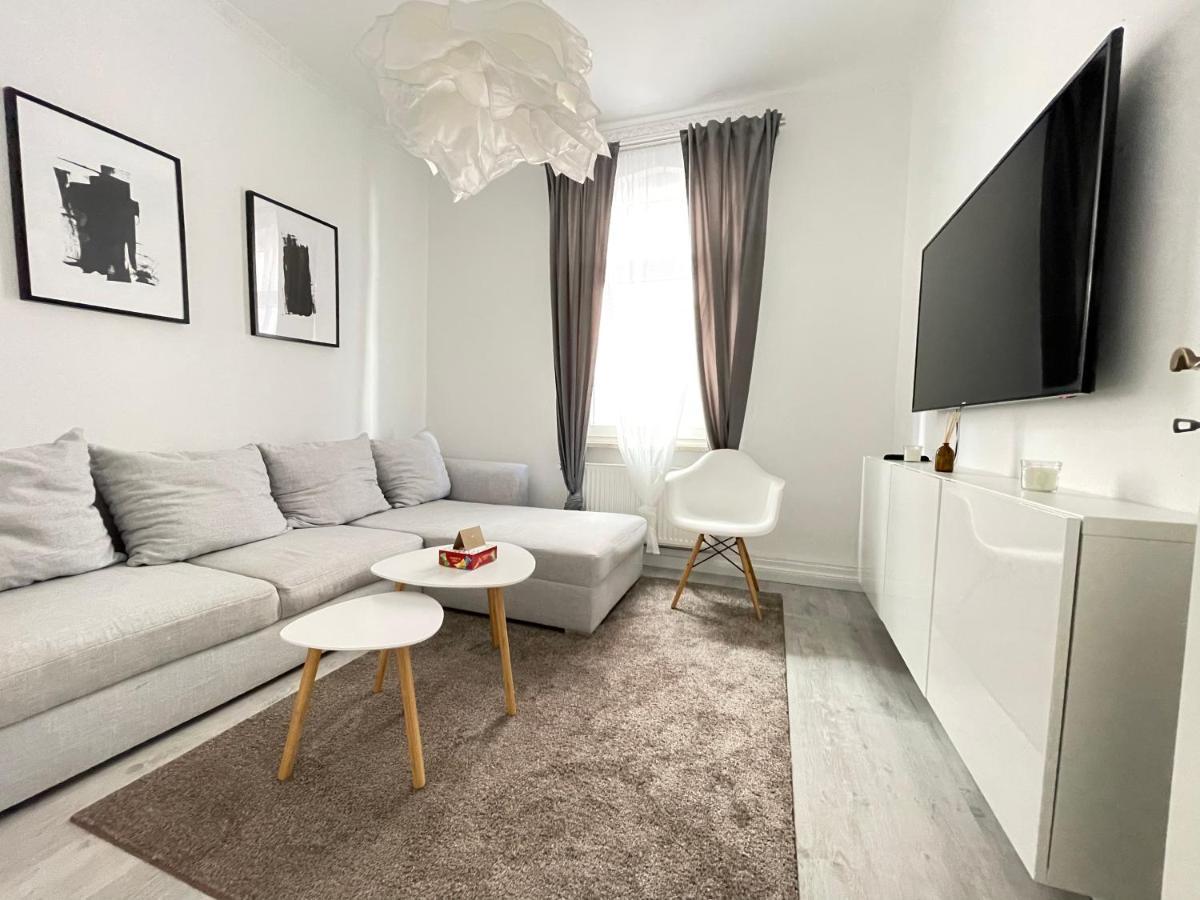 75Qm - 3 Rooms - Free Parking - Mallibase Apartments ฮันโนเวอร์ ภายนอก รูปภาพ